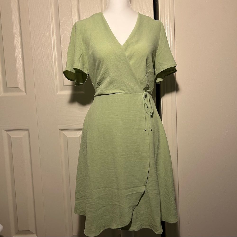 Monteau Green Wrap Midi Dress with Ruffled Flutter Sleeves